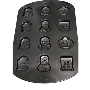 Wilton Halloween Cookie Brownie Pan Ghost Pumpkin Skull Tombstone Mold